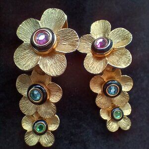 Clip-on Gold-tone Articulated Rhinestone Flower Earrings